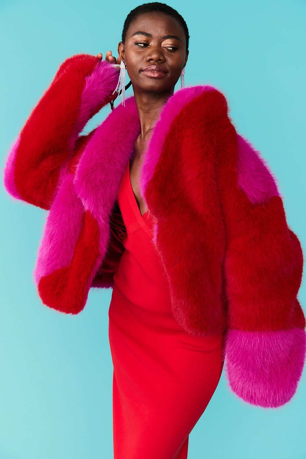 JAYLEY – Pink and Red Bamboo Faux Fur Cropped Jacket – Riot Lounge
