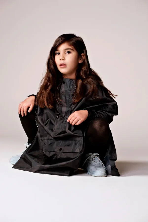 RAINKISS - Kids Waterproof poncho - Back to Black - Image 4
