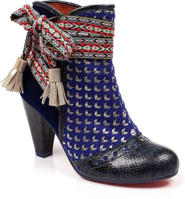 POETIC LICENCE desert storm ankle boots in navy
