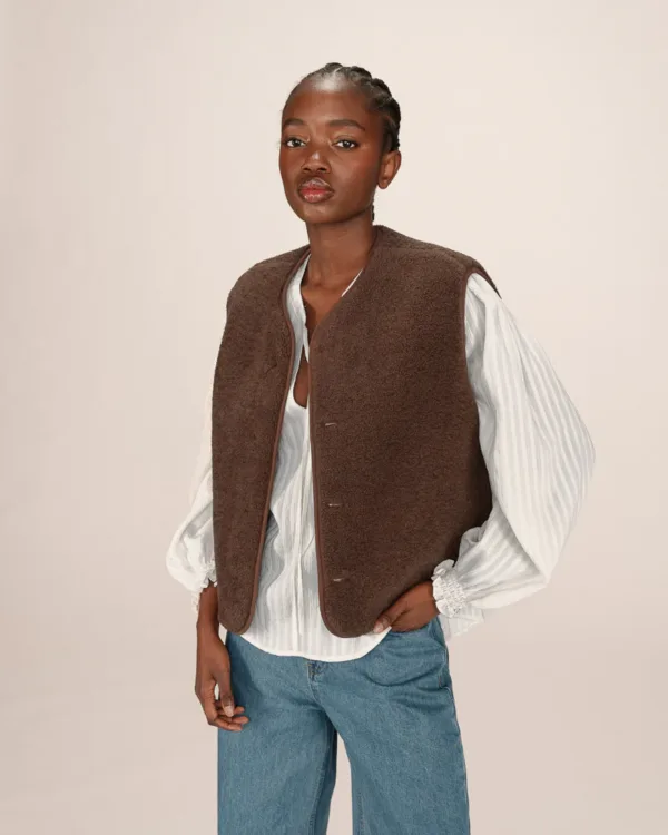 GRACE AND MILA seth quilted jacket in chocolate brown - Image 3